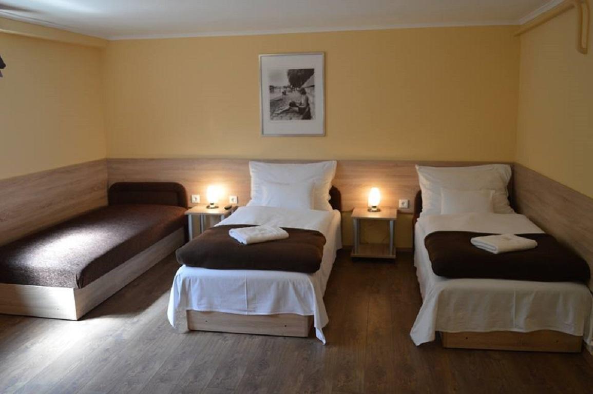 Muskatli Panzio Bed & Breakfast Gyor Ngoại thất bức ảnh